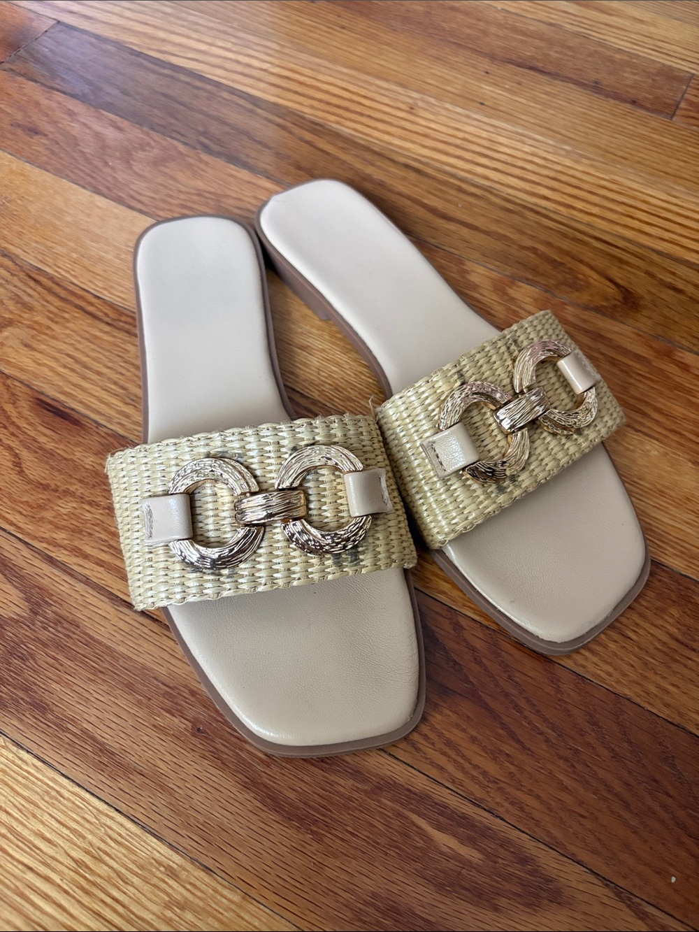 TOP Moda Cream Woven Slide Sandals with Gold Chain Accent